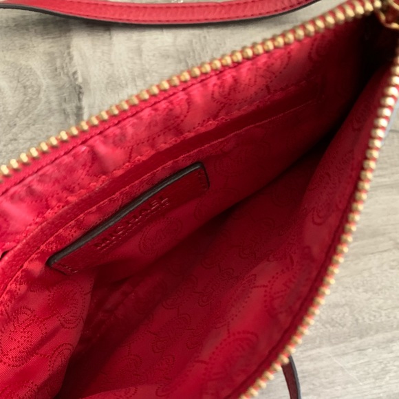 MICHAEL KORS - SMALL RED CROSSBODY BAG - Picture 4 of 4
